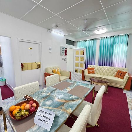 Apartamento Ontrack Travel Malé Exterior foto