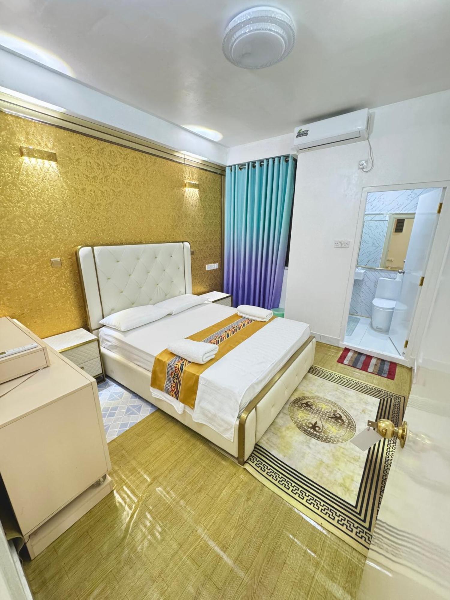 Apartamento Ontrack Travel Malé Exterior foto